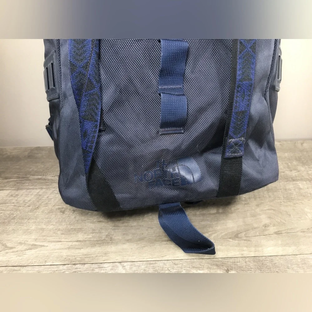 The North Face Lineage Ruck 37L Backpack Blue/Navy Arctic Ribbon Ruck School Bag